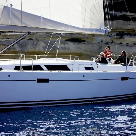 ספינת מלון Luna Bay, Voilier 3 2 Sdb En