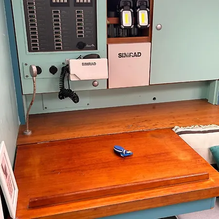 Botel Luna Bay, Voilier 3 2 Sdb En Sète